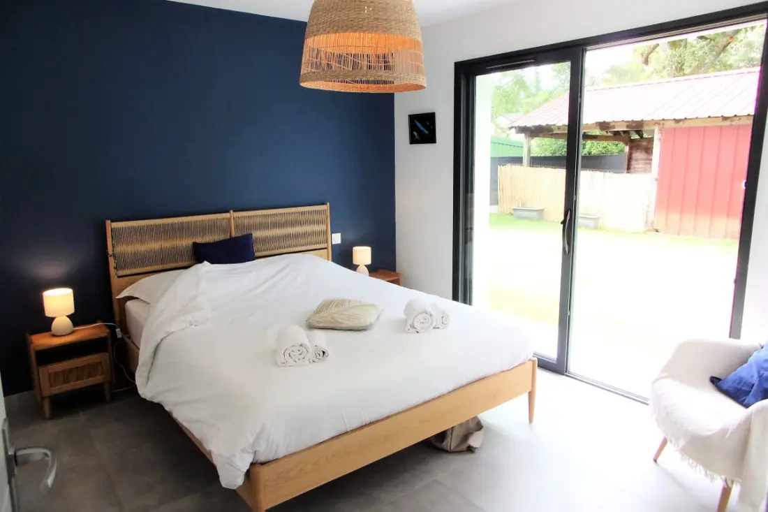 Maison Contemporaine Spacieuse Avec Jardin