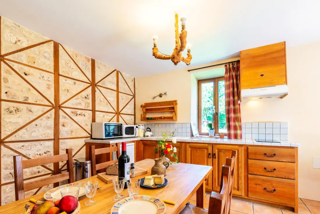 Gîte de France Gîte le peyrou 2/3 personnes à la viale 3 épis