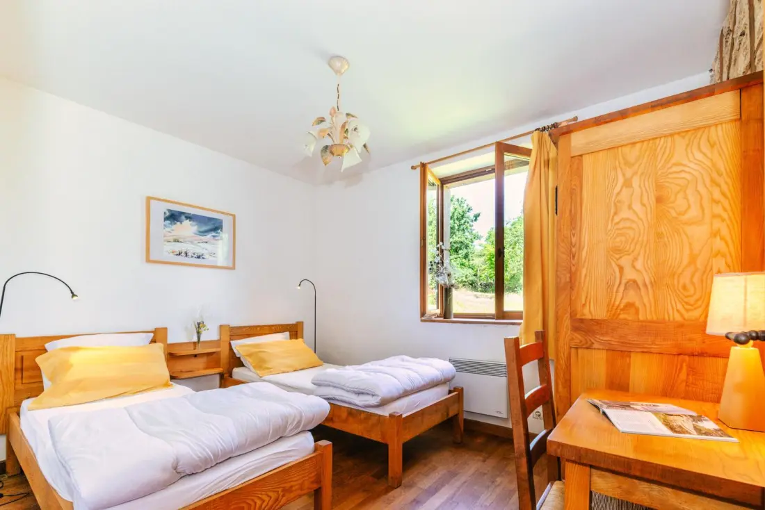 Gîte de France Gîte le peyrou 2/3 personnes à la viale 3 épis