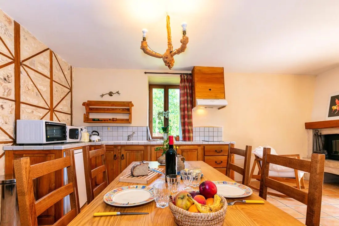 Gîte de France Gîte le peyrou 2/3 personnes à la viale 3 épis