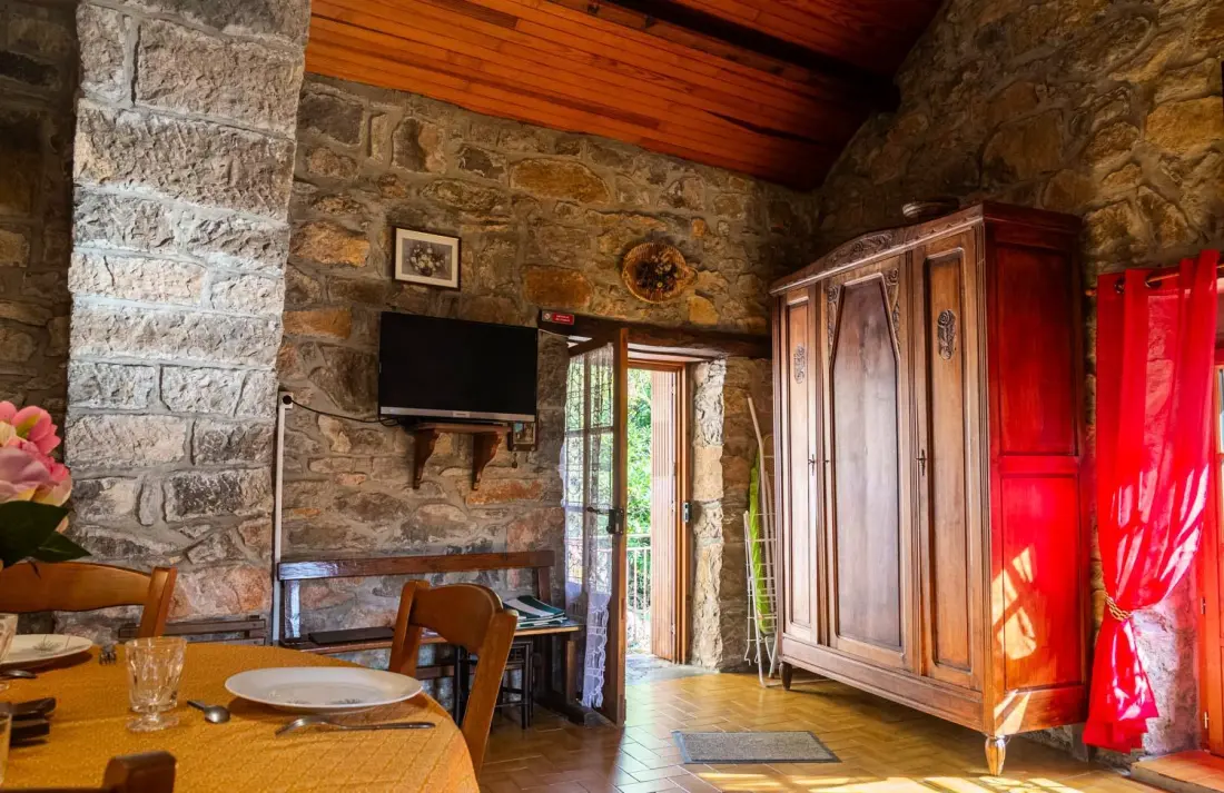 Gîte de France La grange, gîtes de france 3 personnes à la caze 1 épi
