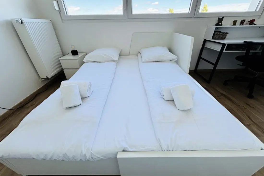 Apt Climatisé - 3 Chambres - Terrasse
