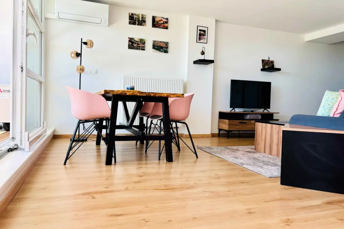 Apt Climatisé - 3 Chambres - Terrasse
