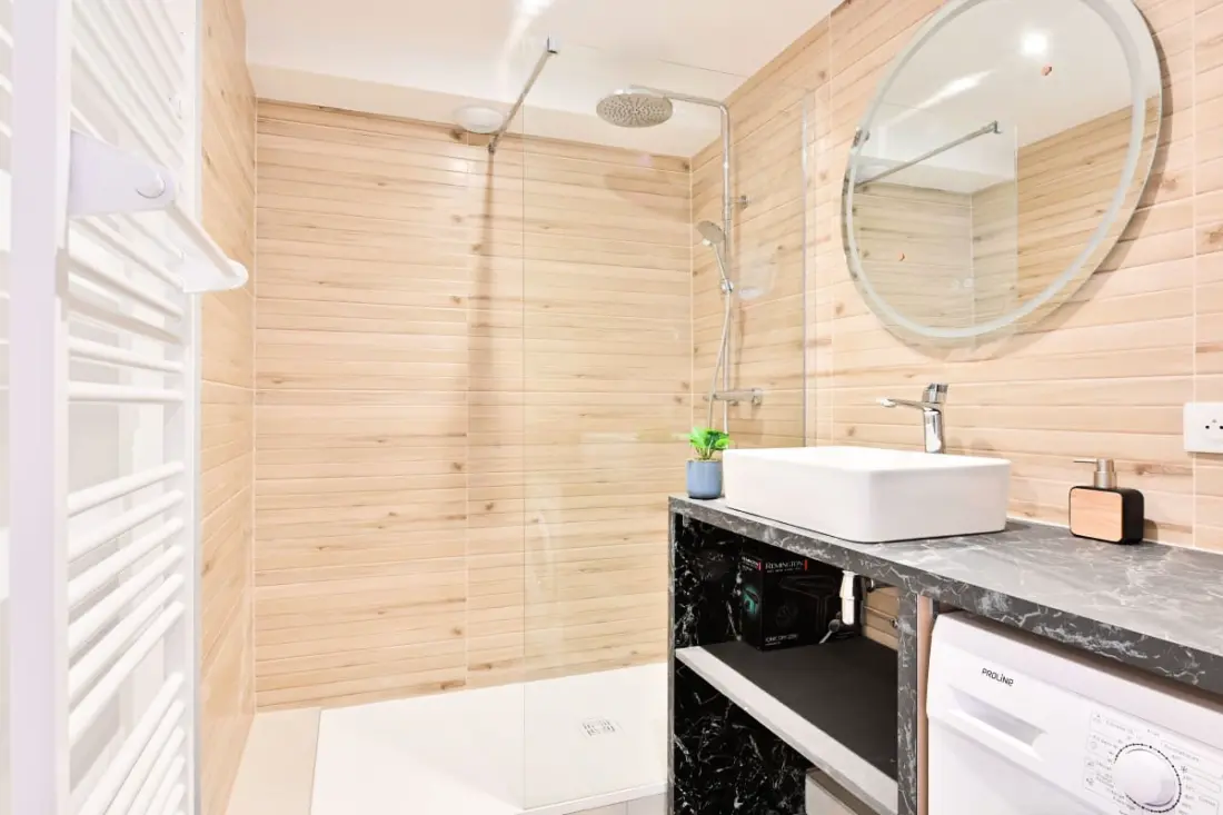 Les Romains – Strasbourg, T4 Neuf - Terrasse - Ascensepetit Parking Inclus