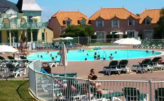 Maison avec piscine à St Hilaire de Talmont