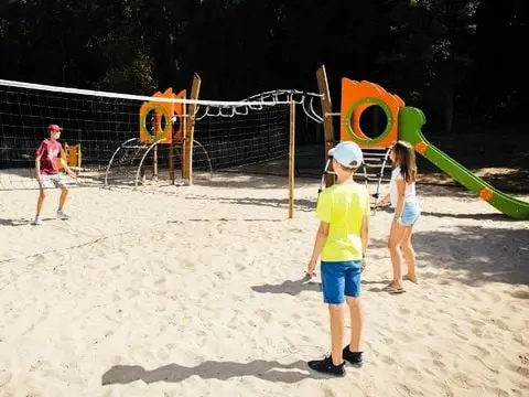 Camping Les Dinosaures 4 étoiles★★★★