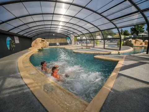 Camping Les Dinosaures 4 étoiles★★★★