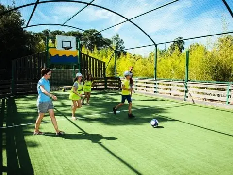 Camping Les Dinosaures 4 étoiles★★★★