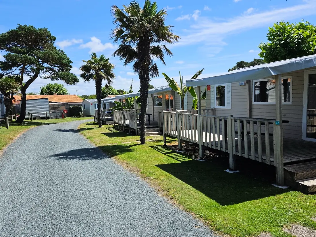 Camping Les Flots de l'Océan 3 étoiles★★★