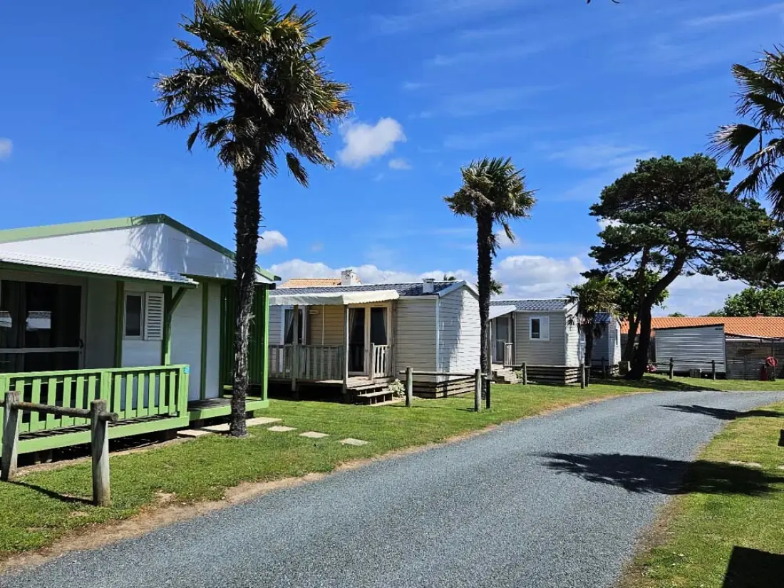 Camping Les Flots de l'Océan 3 étoiles★★★
