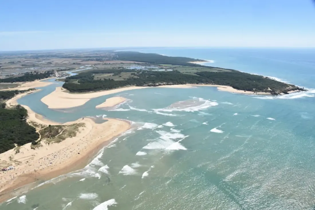 Maison Au Calme Dans Magnifique Environnement