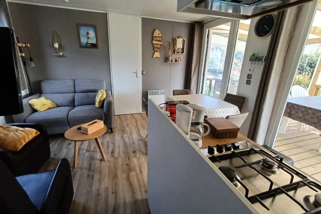 Superbe Chalet Avec Climatisation, Piscines, Jeux