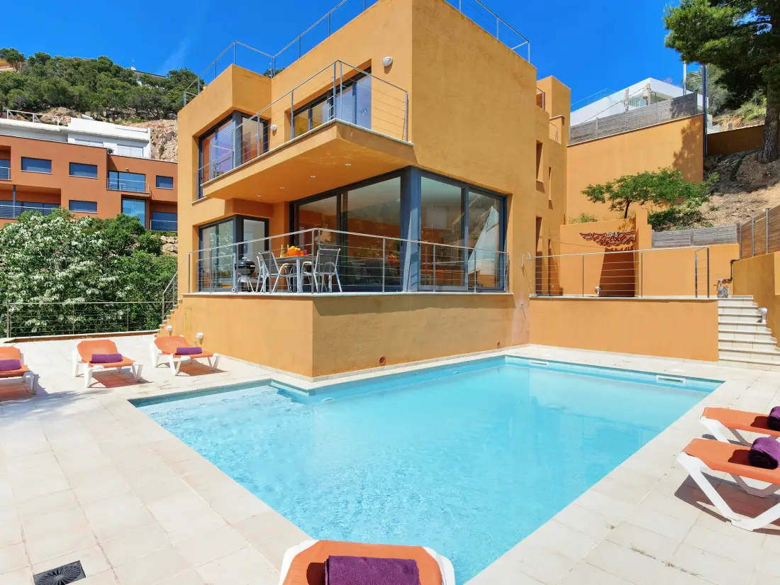 Maison de Vacances Tamariu 10