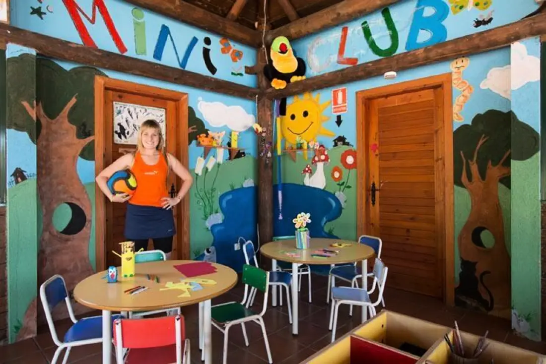 Camping Estival Torre de la Mora by Viajes Velero 3 étoiles★★★