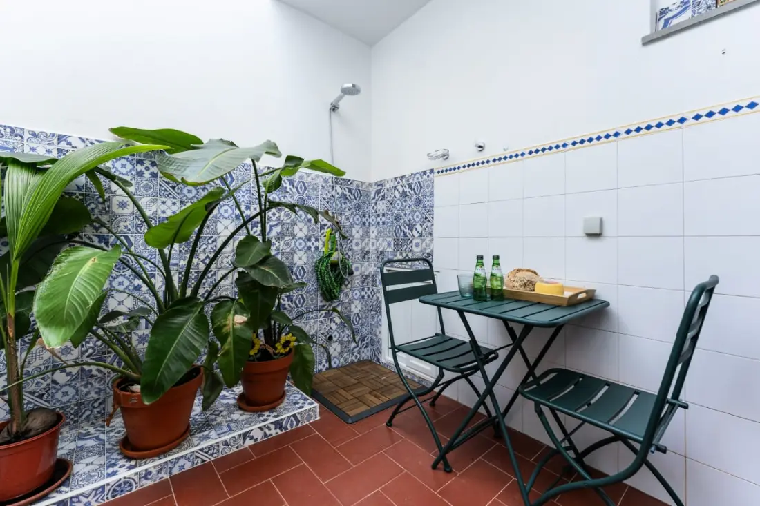 Casa Verde - Traditional Townhouse