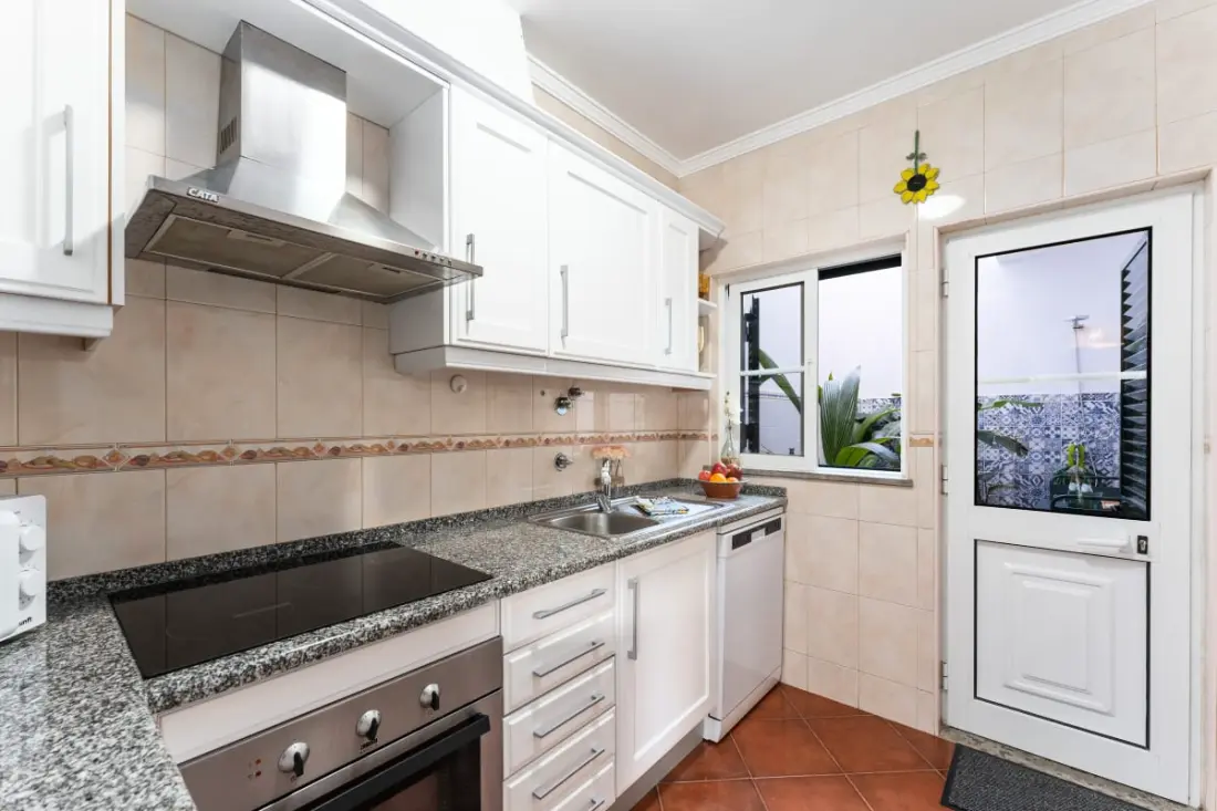 Casa Verde - Traditional Townhouse