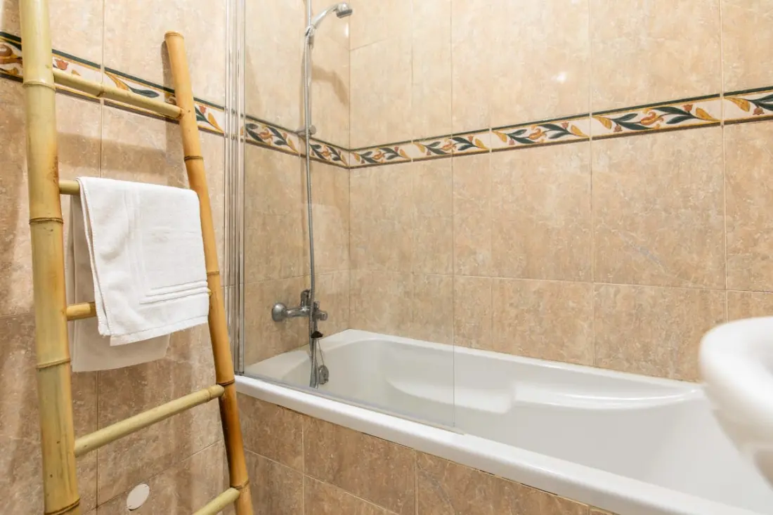 Casa Verde - Traditional Townhouse