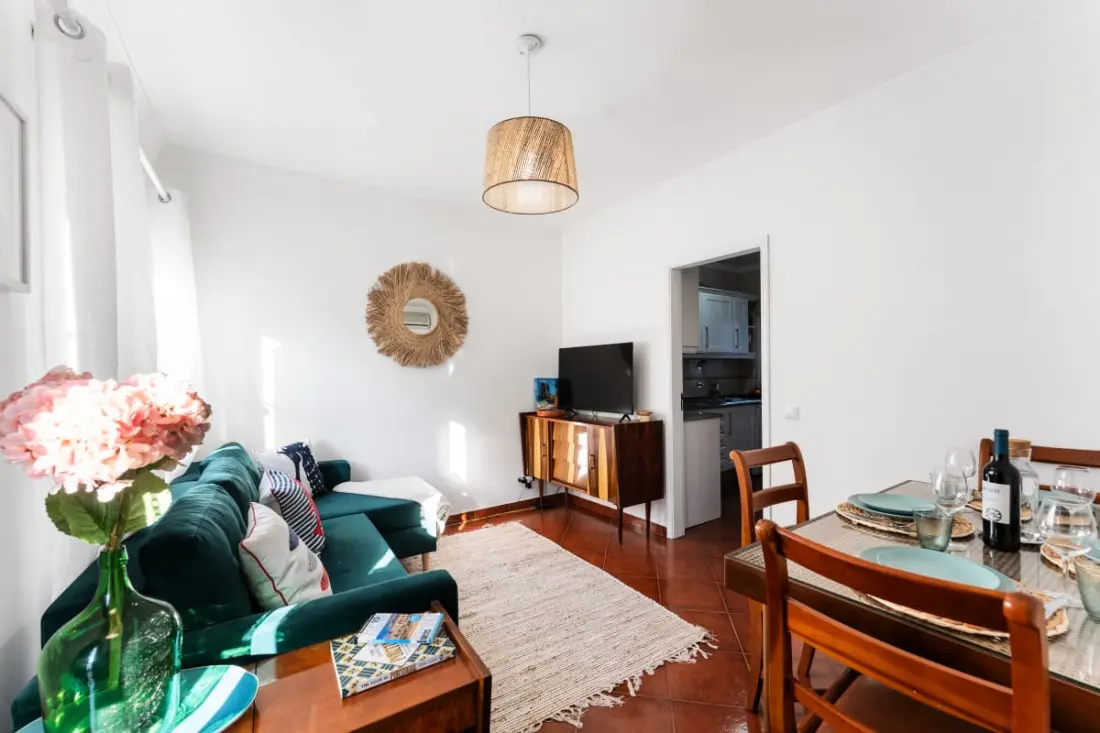 Casa Verde - Traditional Townhouse