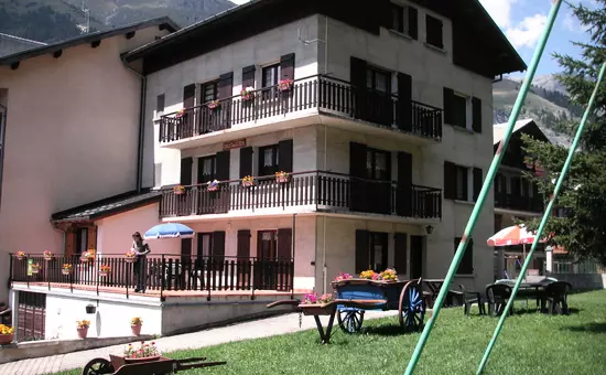 Appartement 4 pièces 6 pers vue sur la montagne