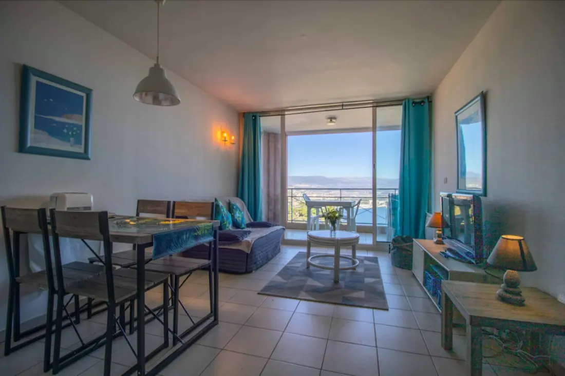 Superbe 32m² Avec Balcon Et Magnifique Vue Sur Mer