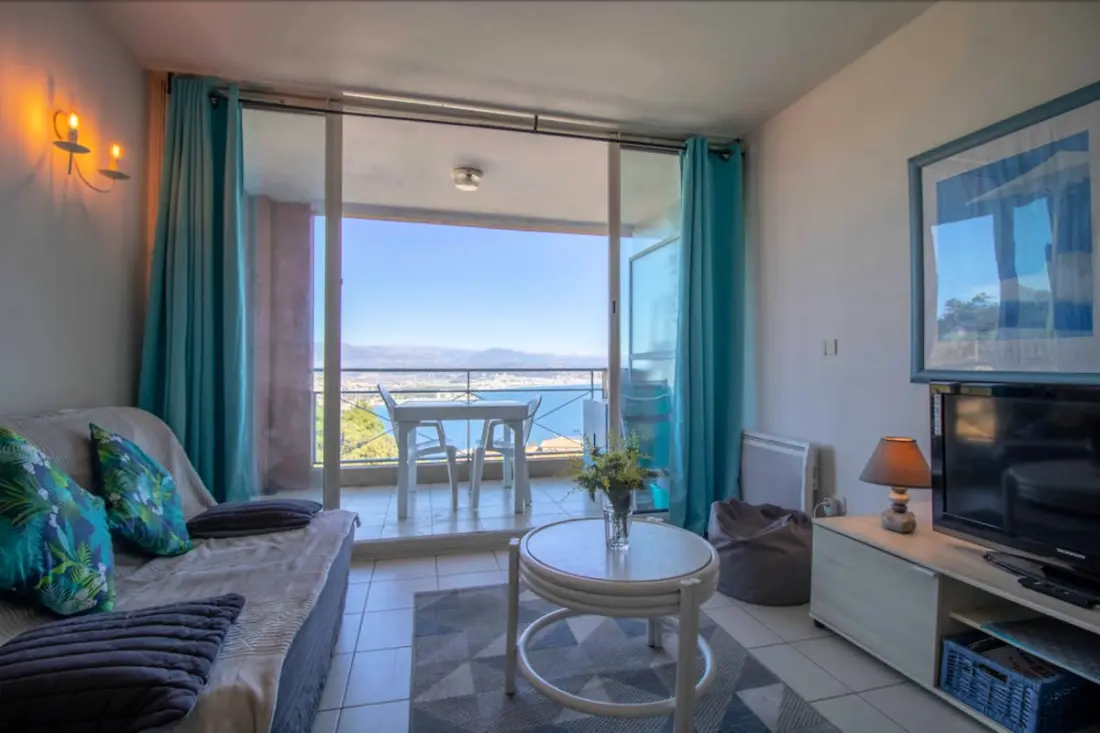 Superbe 32m² Avec Balcon Et Magnifique Vue Sur Mer