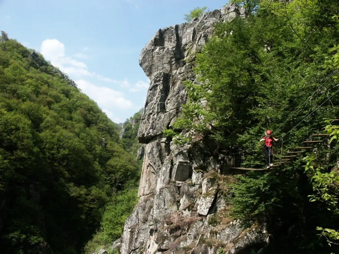 Camping Sunêlia La Source - Occitanie - Aveyron 4 étoiles★★★★