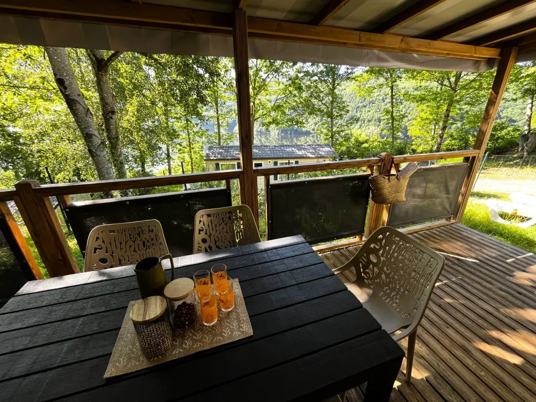 Camping Sunêlia La Source - Occitanie - Aveyron 4 étoiles★★★★