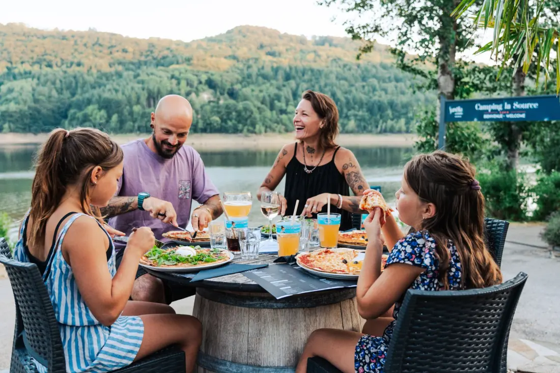Camping Sunêlia La Source - Occitanie - Aveyron 4 étoiles★★★★