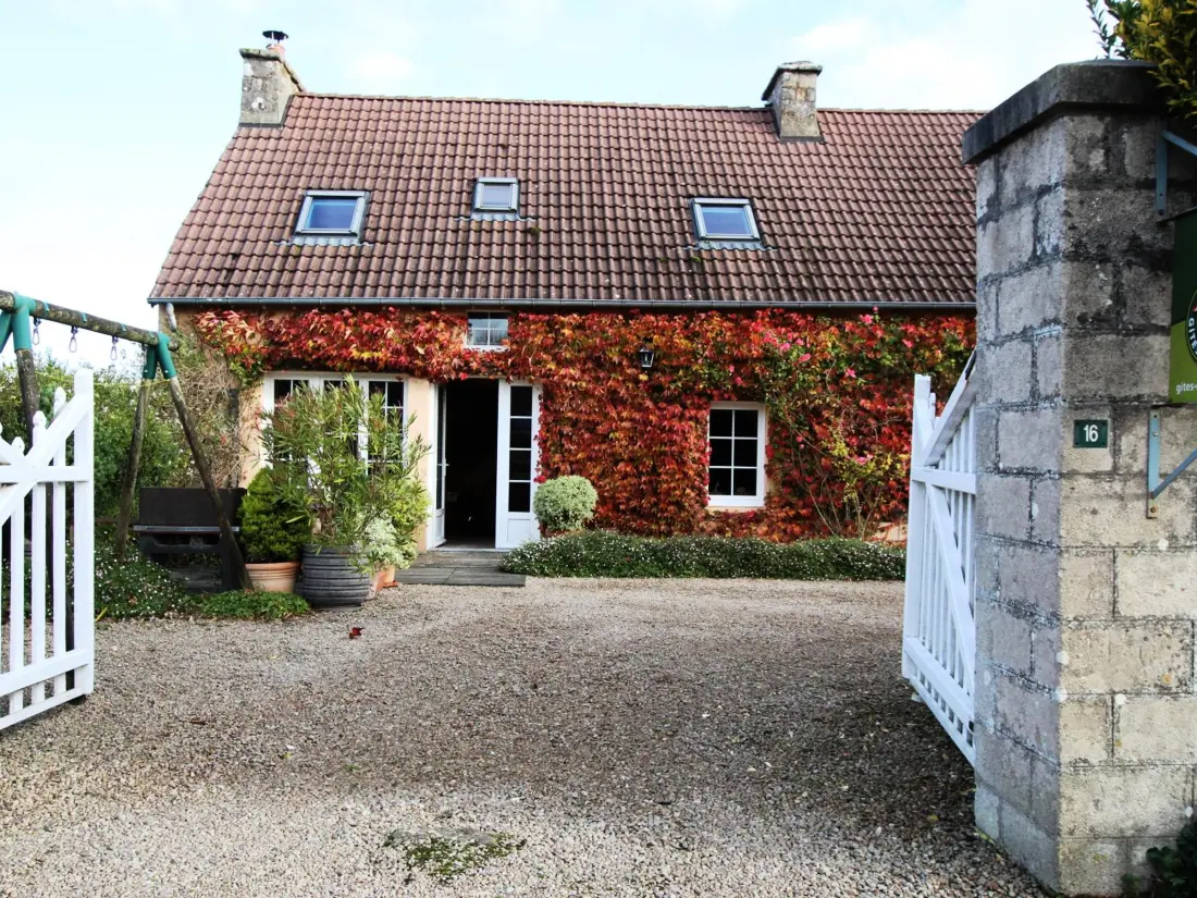 Maison de Vacances THEVILLE 2