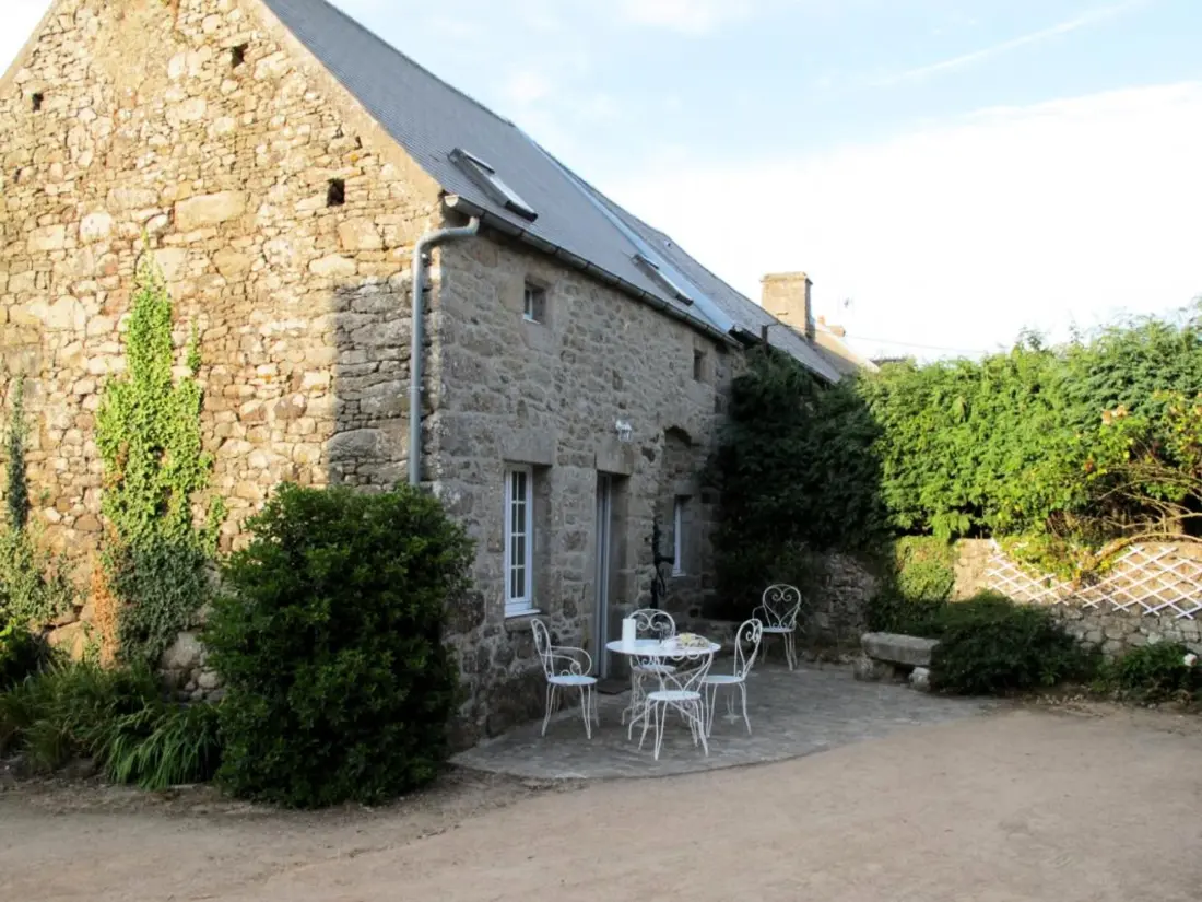 Maison de Vacances THEVILLE 3