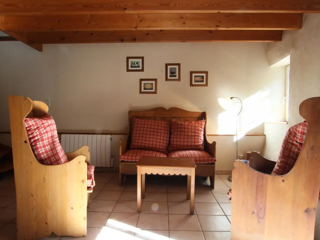 Maison de Vacances THEVILLE 3