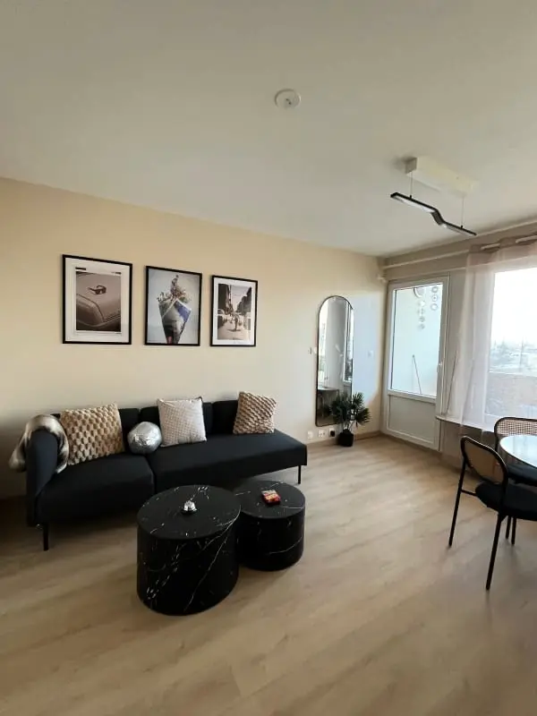 Unlock - Appartement Rénové Avec Ascenseur Et Balcon, Parking Gratuit