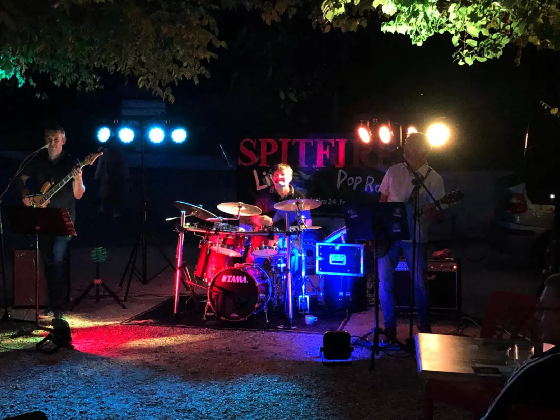 Camping maeva Escapades La Castillonderie 4 étoiles★★★★