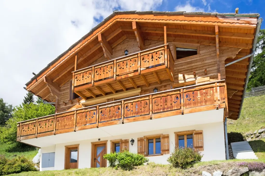 Chalet Mountain Star