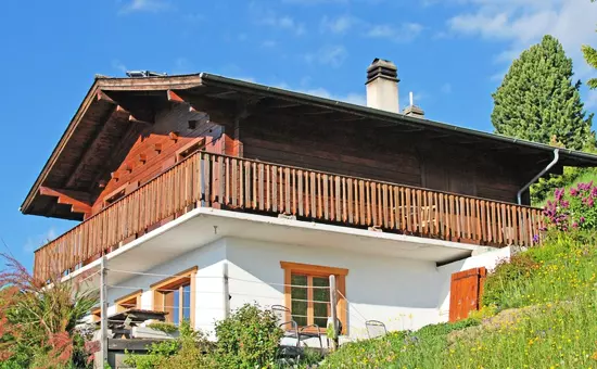 Chalet Pomme de Pin