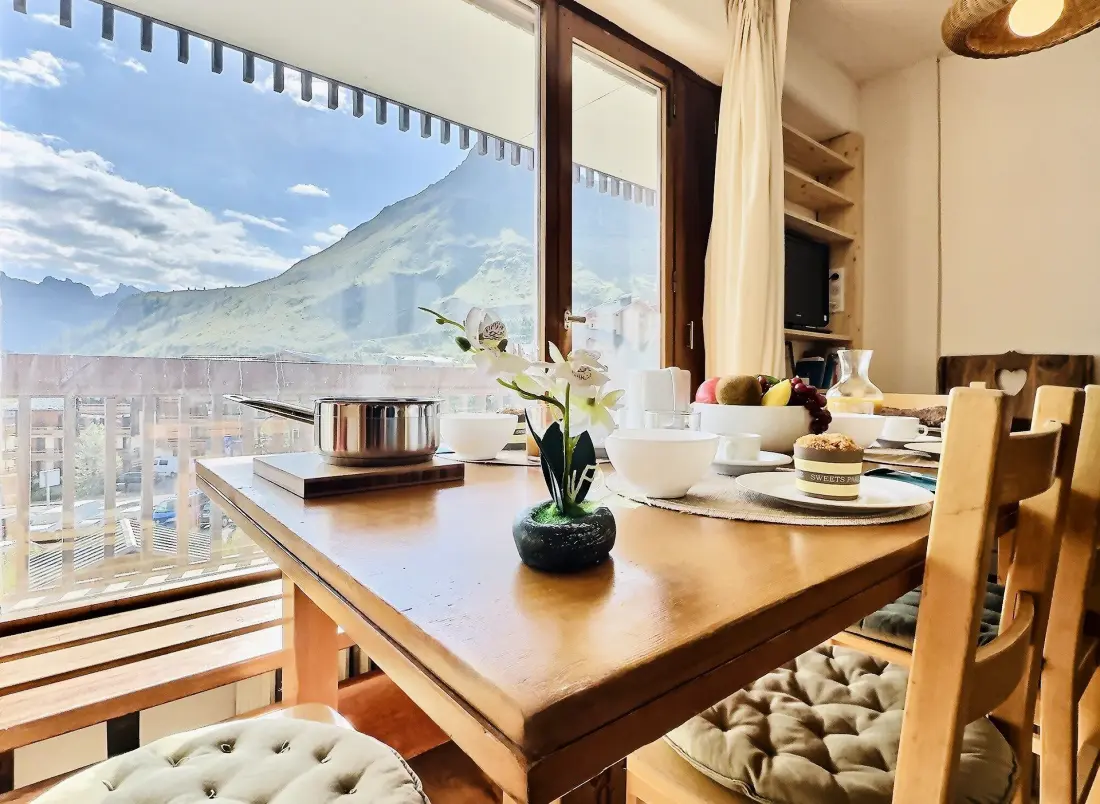 Le Chalet De La Tour