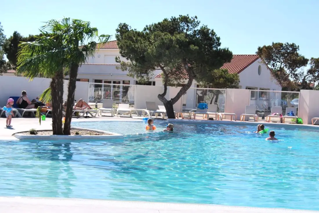 Résidence Lagrange Vacances Grand Bleu Le Mas de Torreilles 4 étoiles★★★★