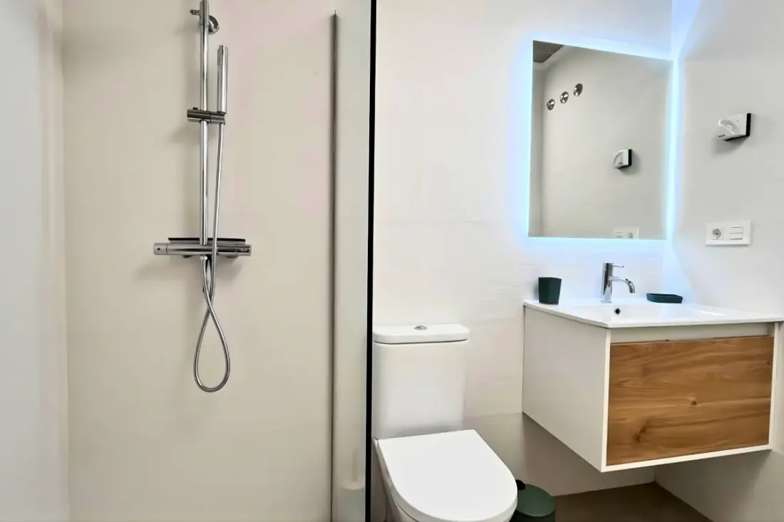 Appartement Moderne Avec Piscine Et Terrasses