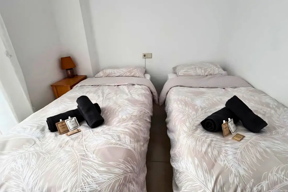 Charmant Appartement Avec Piscine à 500 M De La Playa Del Cura !