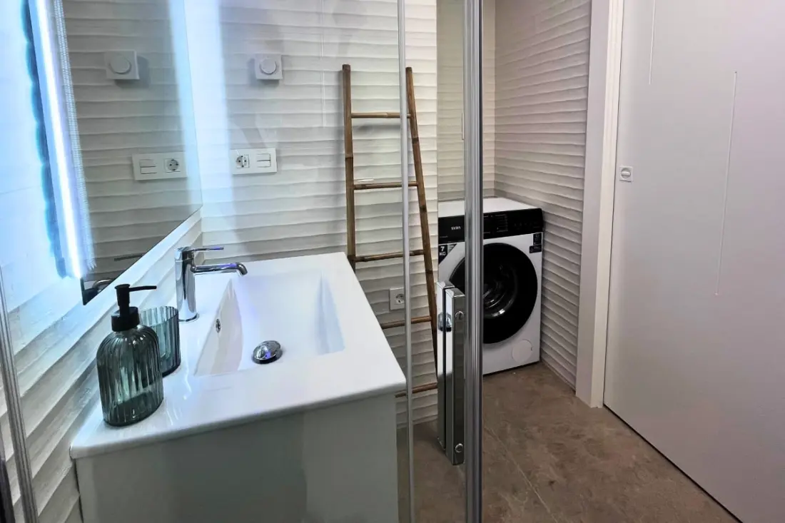 La Calienta  : Vue Lagune Rose Et Piscine