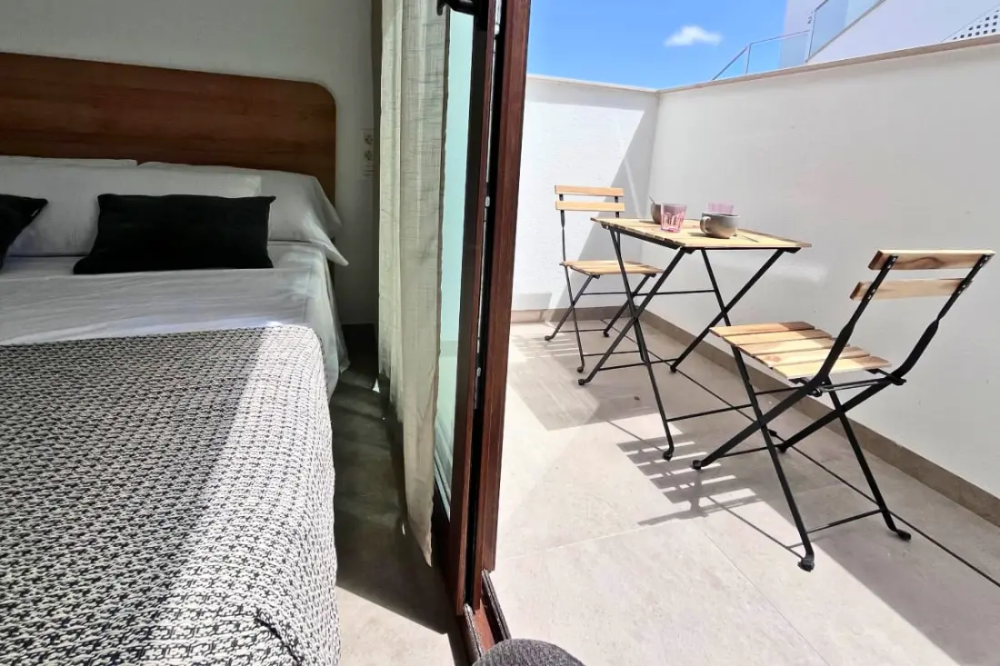 La Calienta  : Vue Lagune Rose Et Piscine