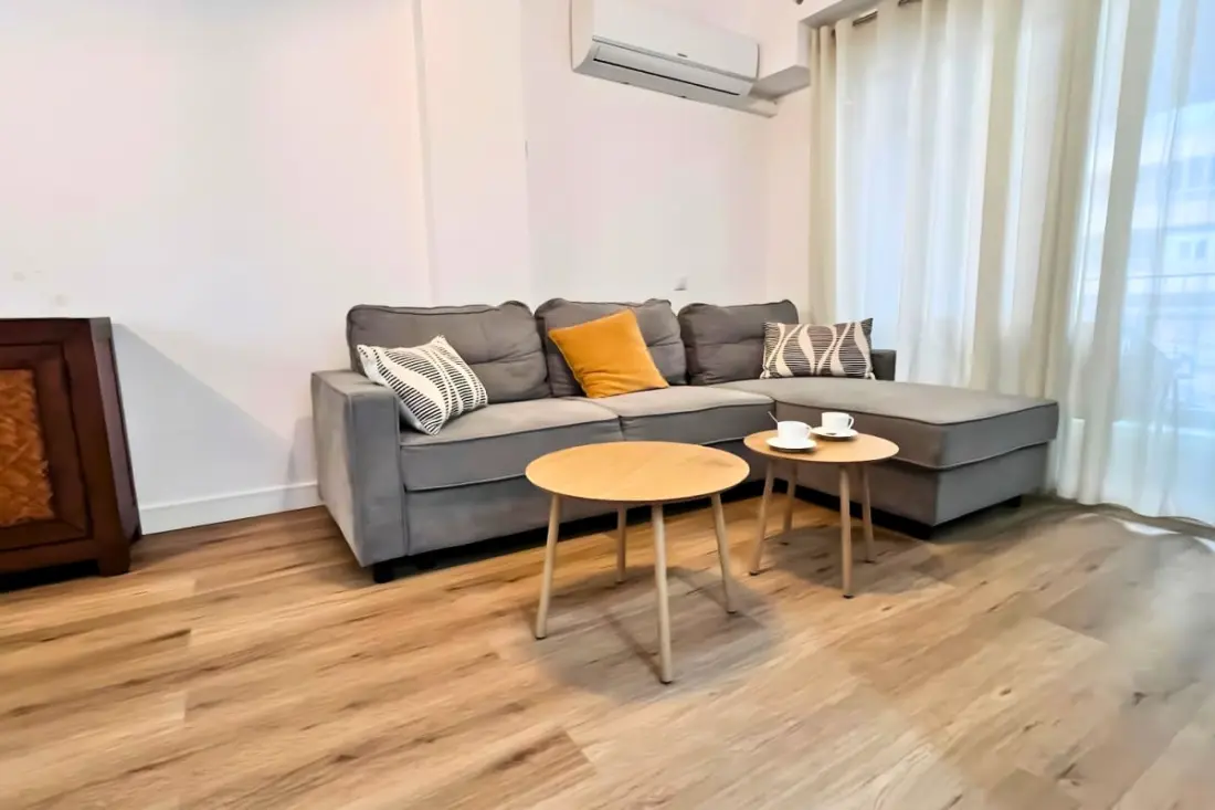 Spacieux 3 Chambres Rénové à 500 M Des Plages