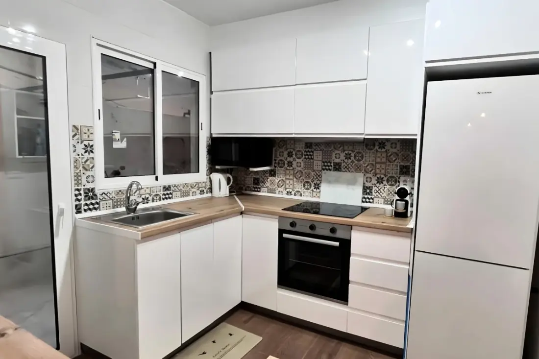 Spacieux 3 Chambres Rénové à 500 M Des Plages