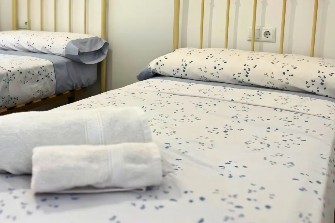 Spacieux 3 Chambres Rénové à 500 M Des Plages