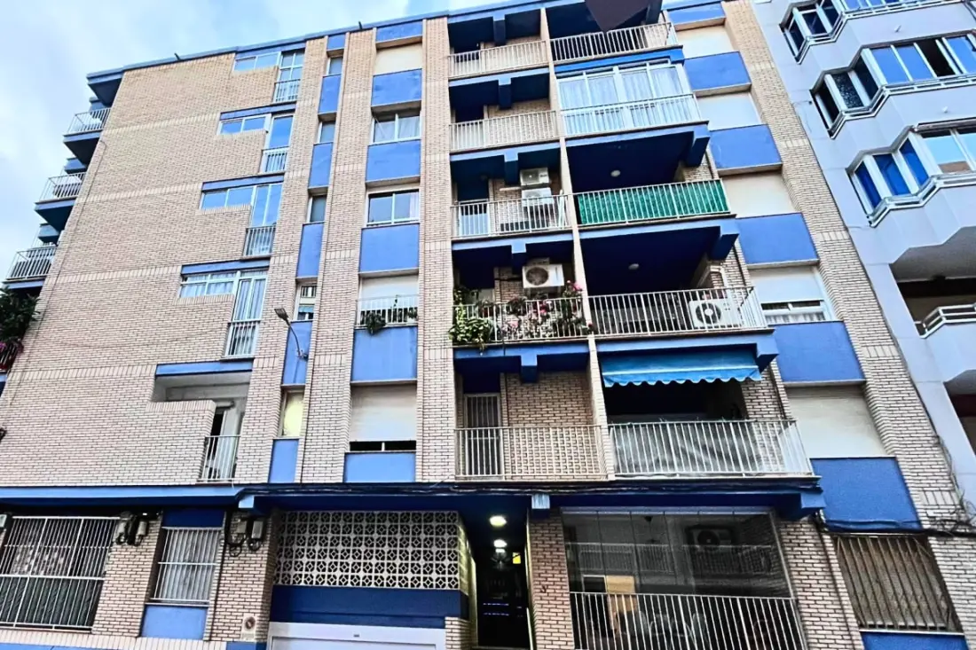 Spacieux 3 Chambres Rénové à 500 M Des Plages