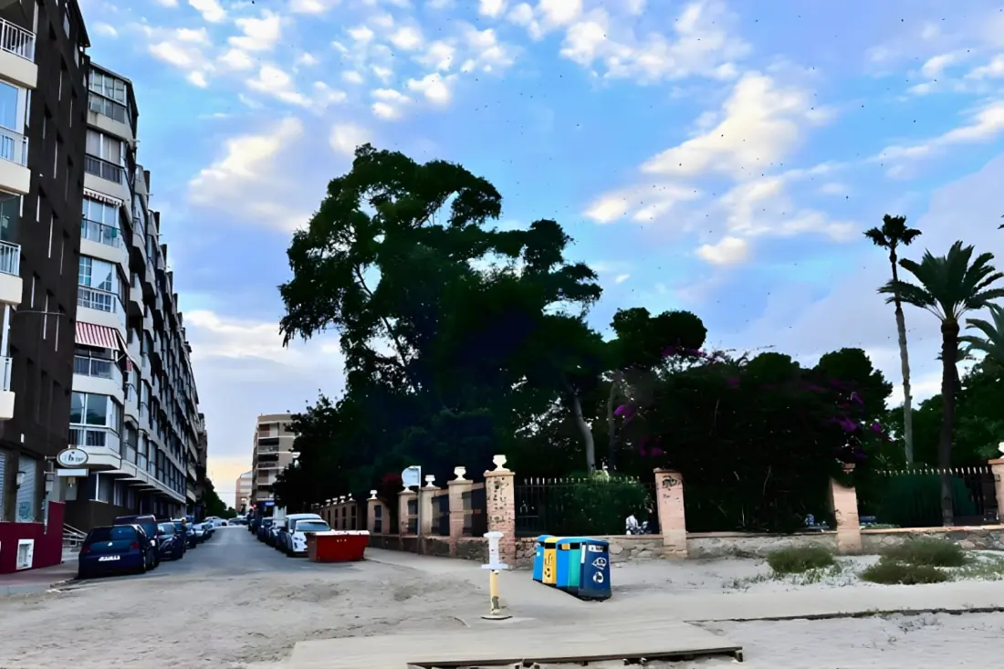 Spacieux 3 Chambres Rénové à 500 M Des Plages