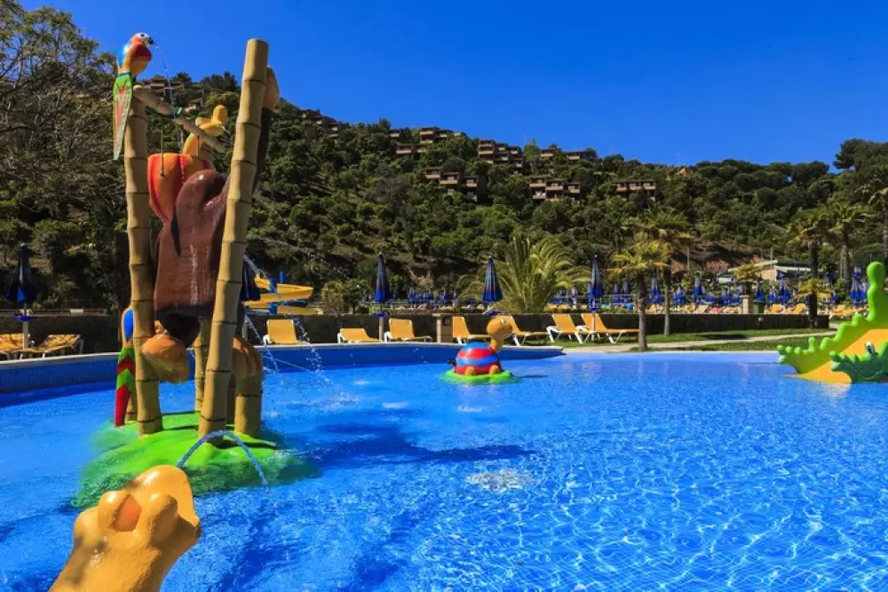 Giverola resort3 étoiles★★★