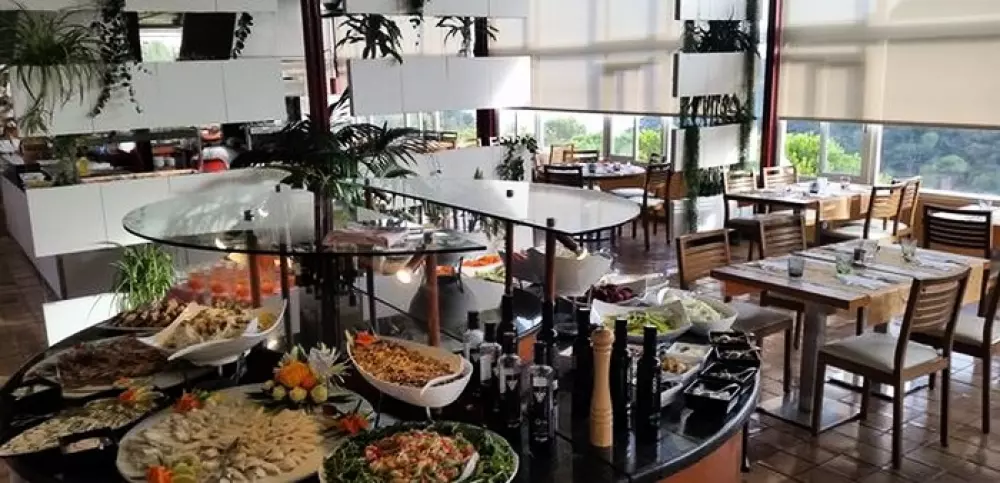 Giverola resort3 étoiles★★★