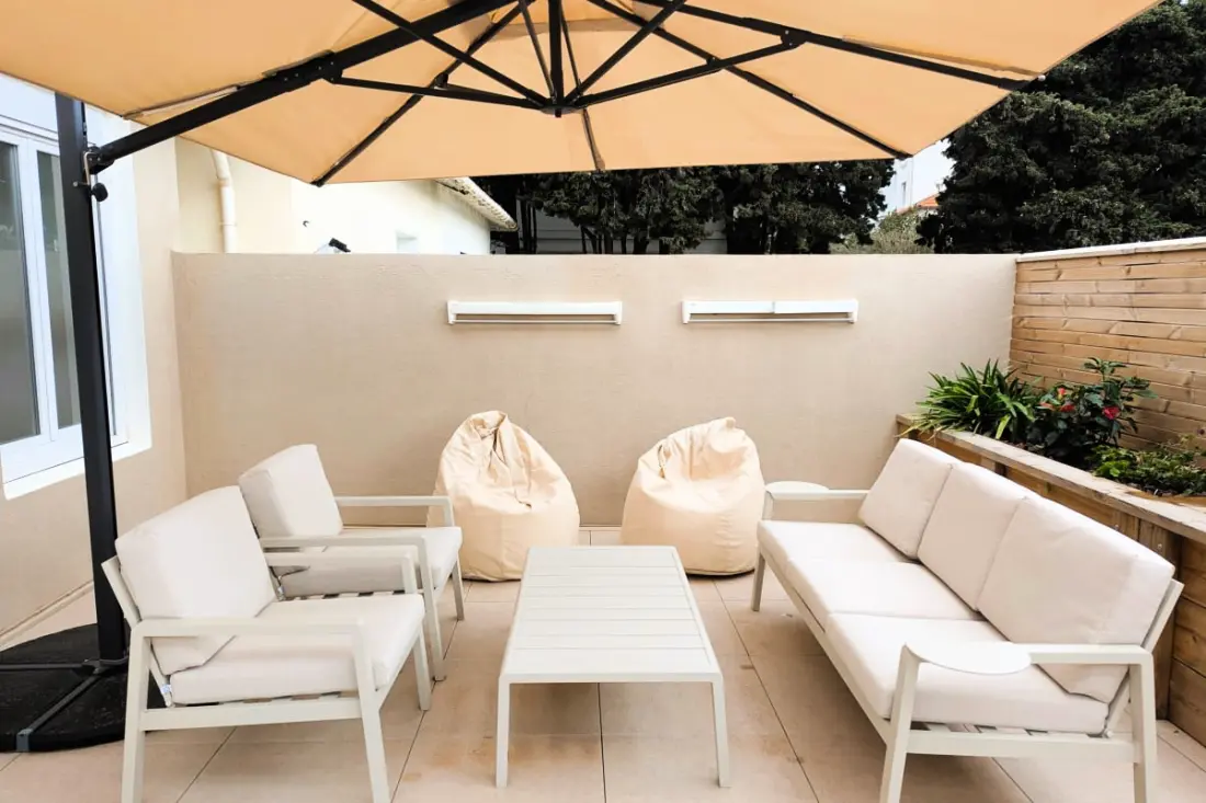 Penthouse Avec Grande Terrasse, à 2 Pas Des Plages