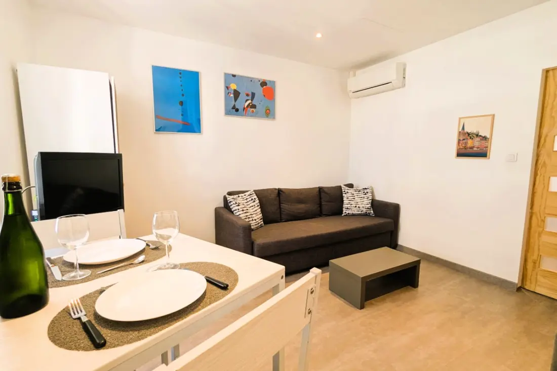Studio à 50 M De La Mer Au Mourillon, Toulon